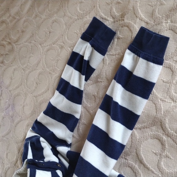 4@30.00 or 12.00 BOYS Shirt by CARTERS - Picture 8 of 13